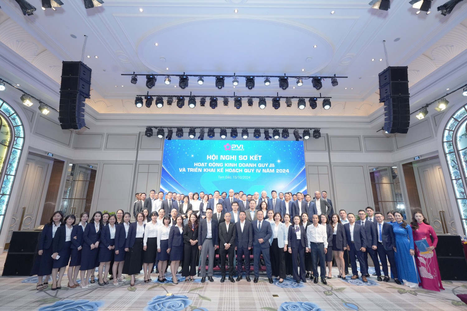 Photos: PVI Insurance maintains its leading position, ready to achieve year-end targets