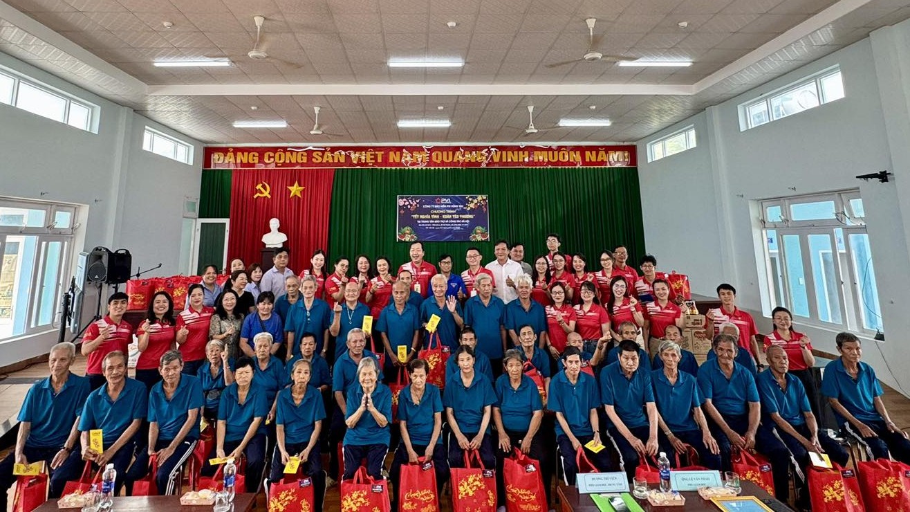 “Tết Nghĩa tình – Xuân yêu thương”: PVI Vũng Tàu chung tay chăm lo người cao tuổi neo đơn