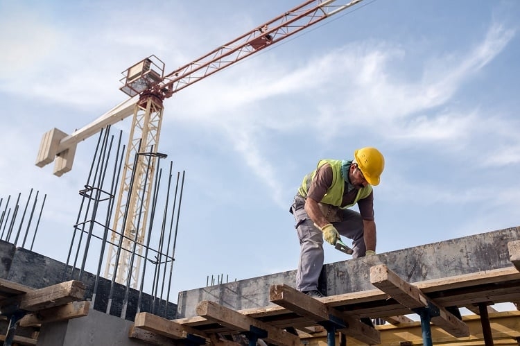 Công trình quy mô lớn, nguy cơ cao phải tham gia bảo hiểm bắt buộc trong thời gian xây dựng