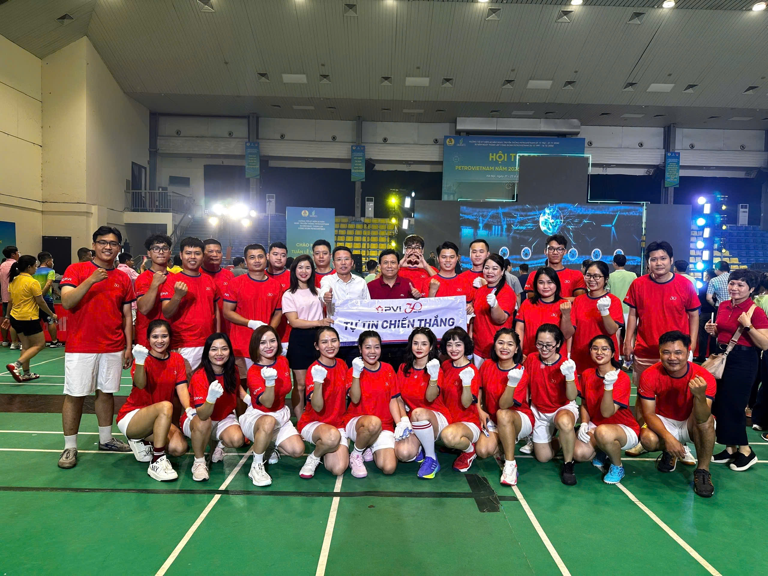 Chùm ảnh: Đoàn thể thao PVI thi đấu ấn tượng tại Hội thao PETROVIETNAM 2026